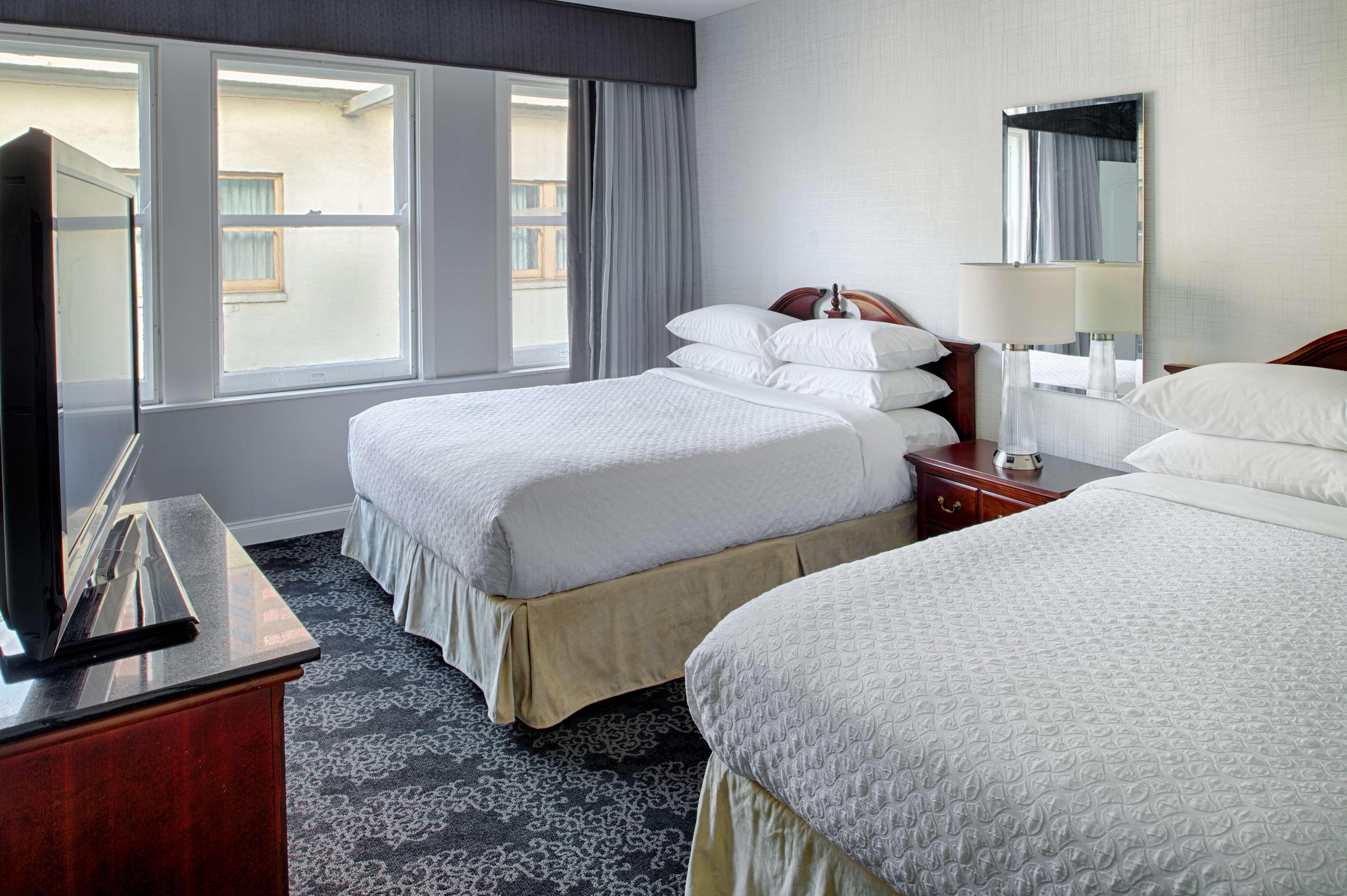 Embassy Suites By Hilton Portland Downtown Екстер'єр фото