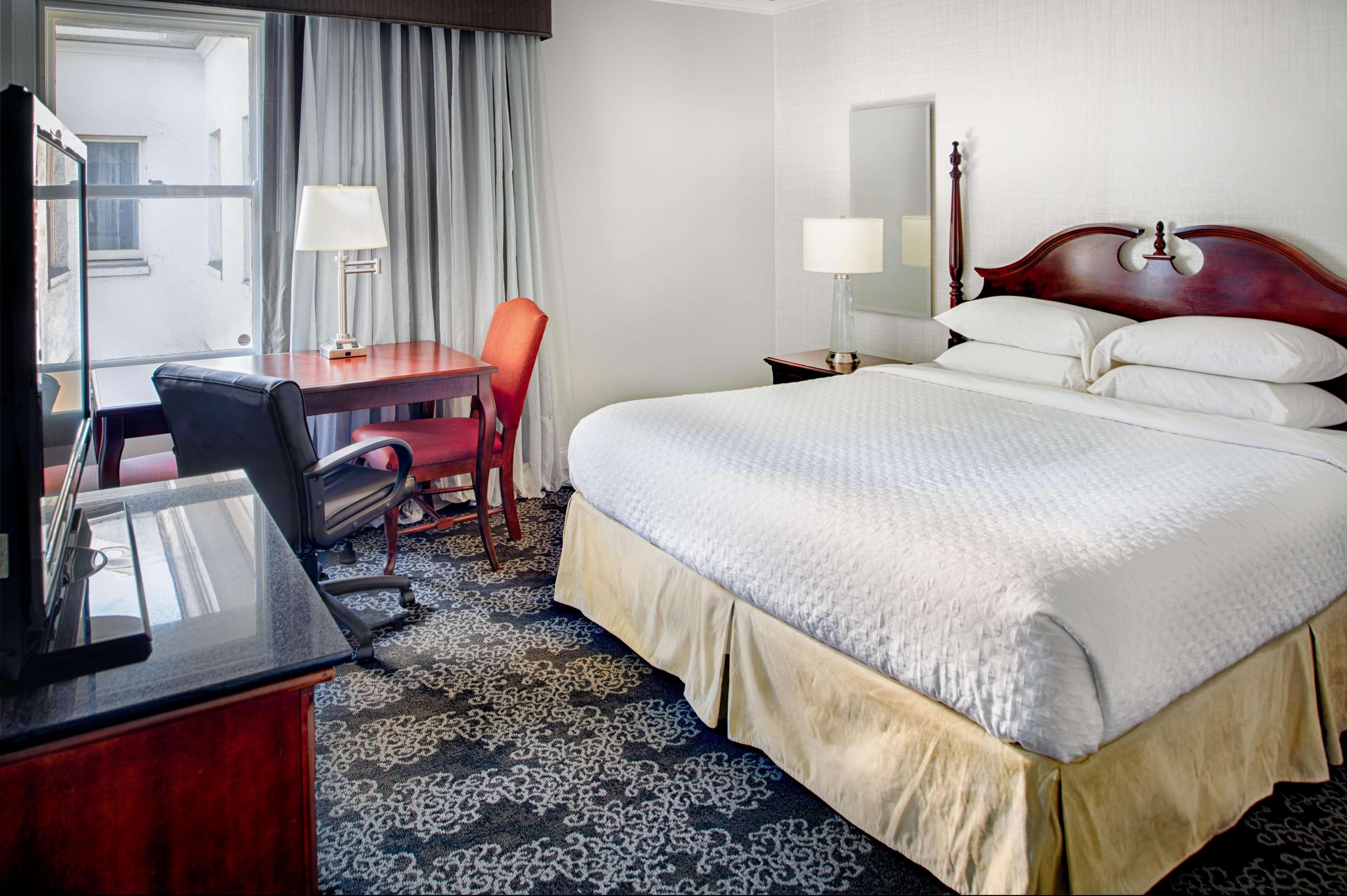 Embassy Suites By Hilton Portland Downtown Екстер'єр фото
