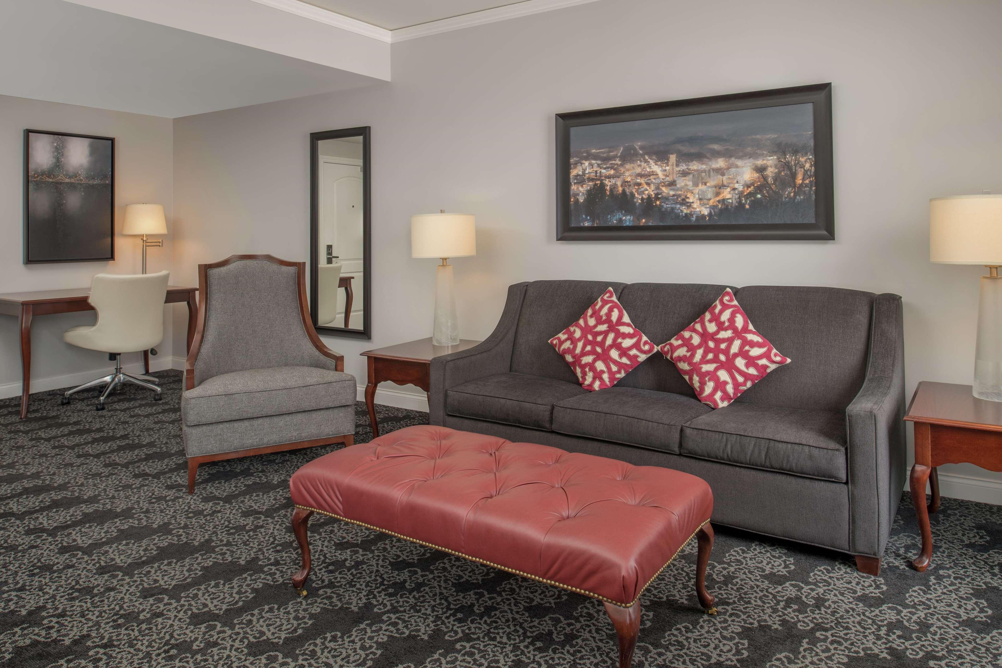 Embassy Suites By Hilton Portland Downtown Екстер'єр фото