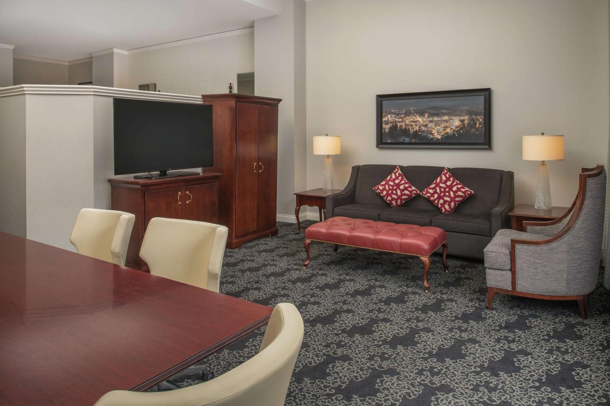 Embassy Suites By Hilton Portland Downtown Екстер'єр фото