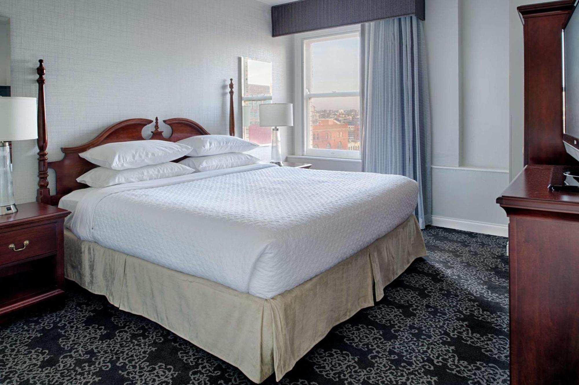 Embassy Suites By Hilton Portland Downtown Екстер'єр фото